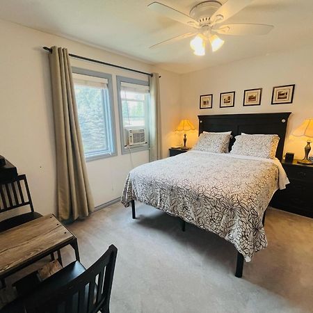Cornerstone Bed And Breakfast Revelstoke Eksteriør bilde