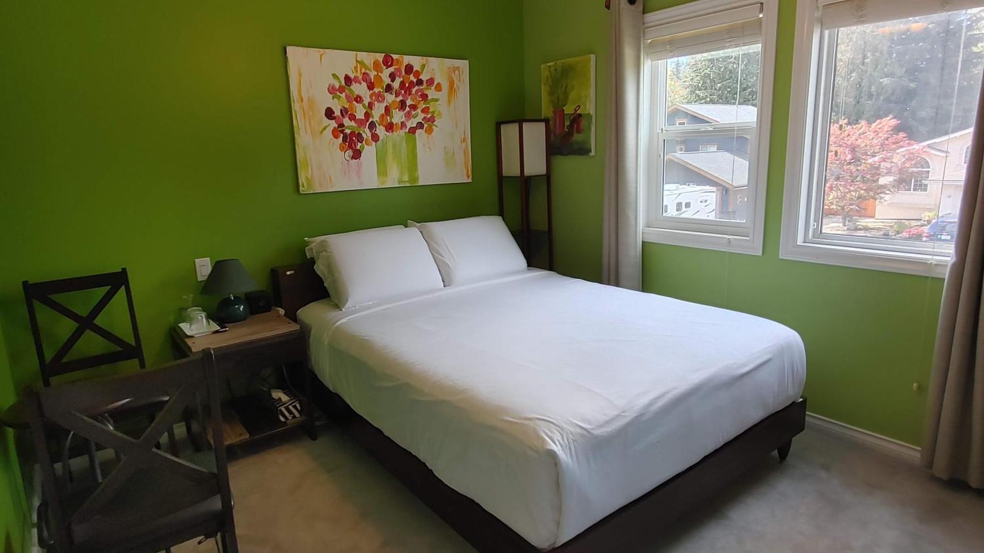 Cornerstone Bed And Breakfast Revelstoke Eksteriør bilde